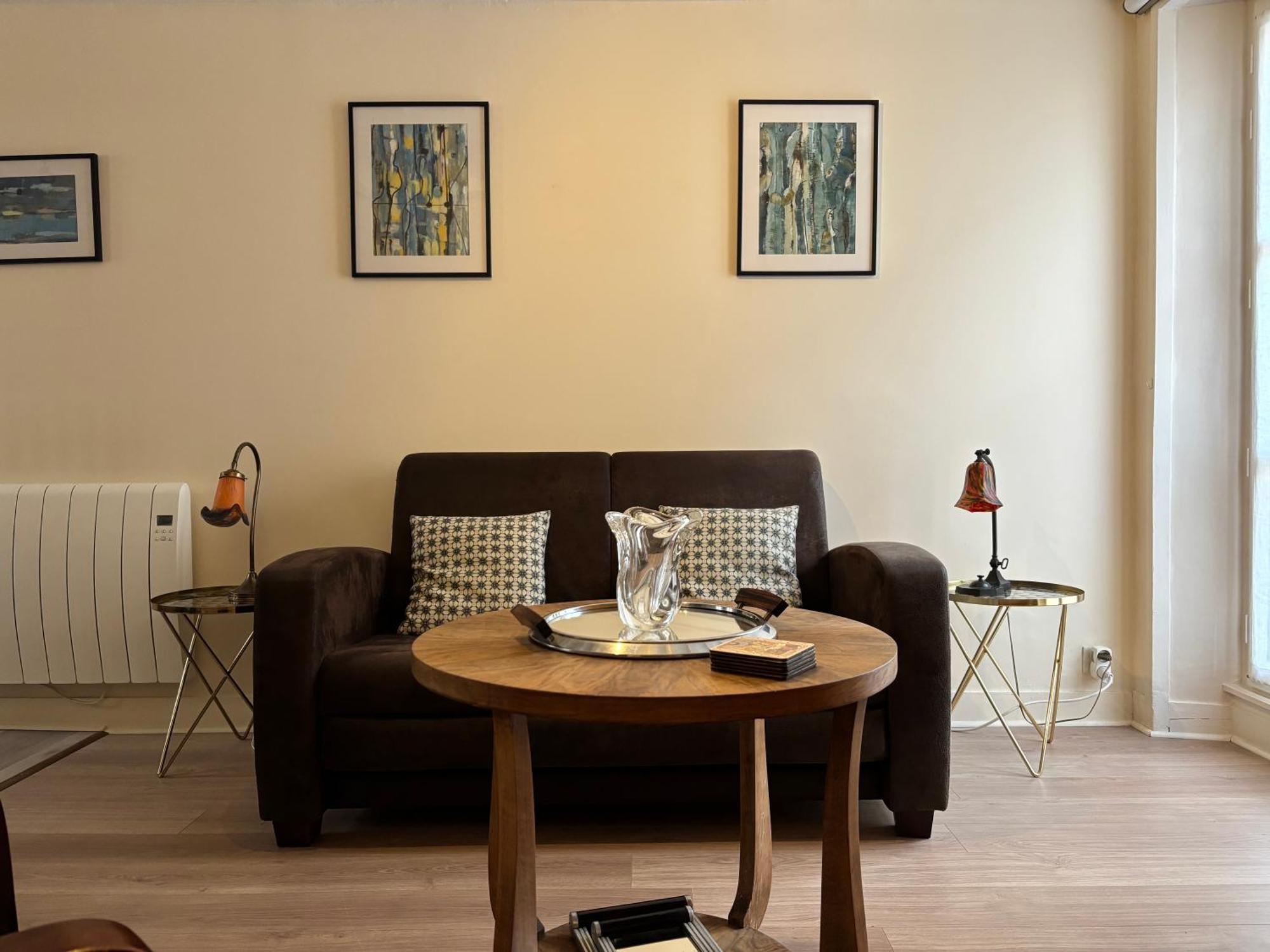 Les Remparts Apt Spacieux 1 Er Etage Renove Joliment Decore Bien Equipe Plein Centre Bayeux Proche Plages Du Debarquement Parking Gratuit A Proximite Dış mekan fotoğraf